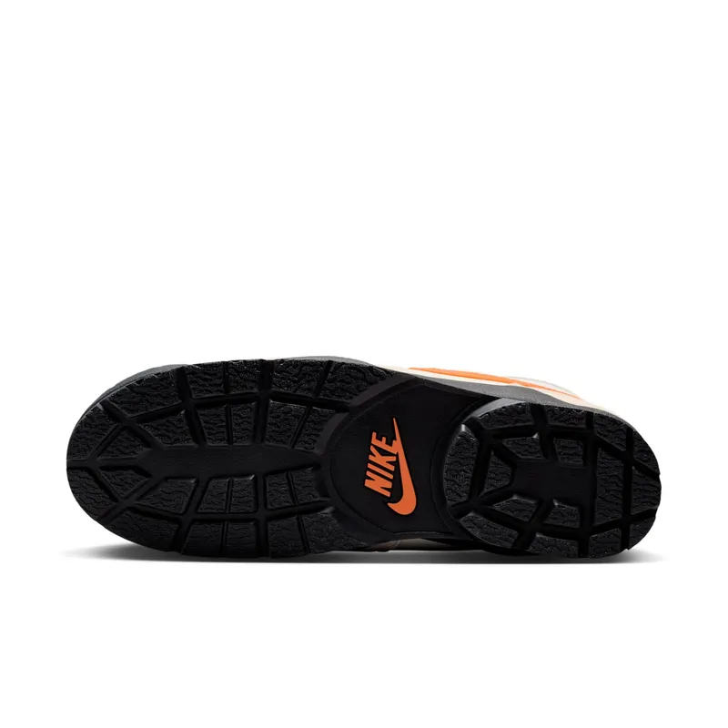 Nike Baltoro QS “Chalk Safety Orange”: winter-ready en clean (2)
