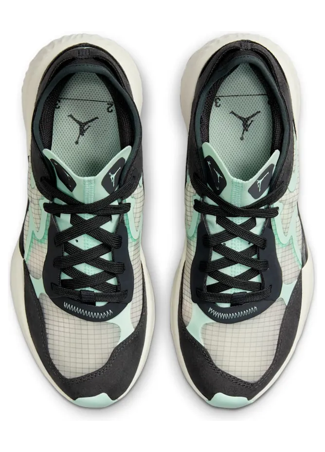 air-jordan-delta DQ4982-003