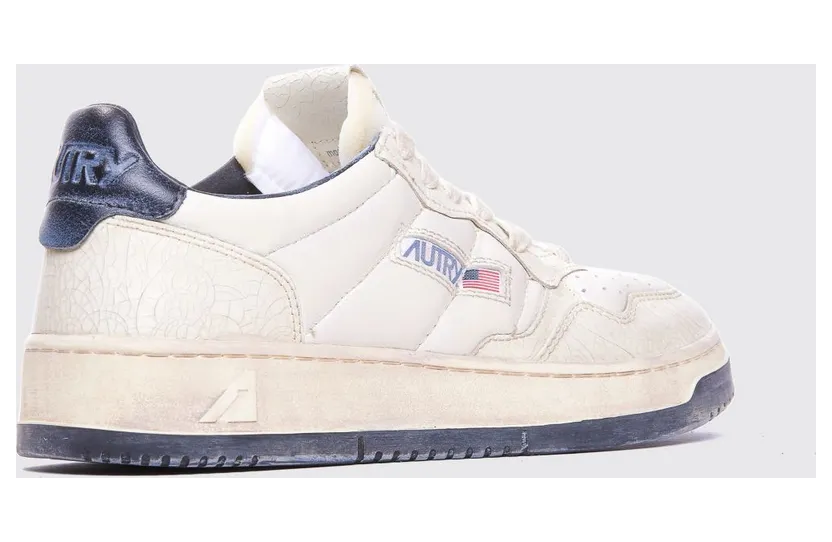Autry Medalist Low Super Vintage Calfskin Sneakers with Worn Effect Yellow Cream (AVLMAD01) (2)