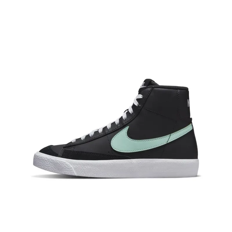 Nike Blazer Mid ’77 Older Kids’ Black (DA4086-008)