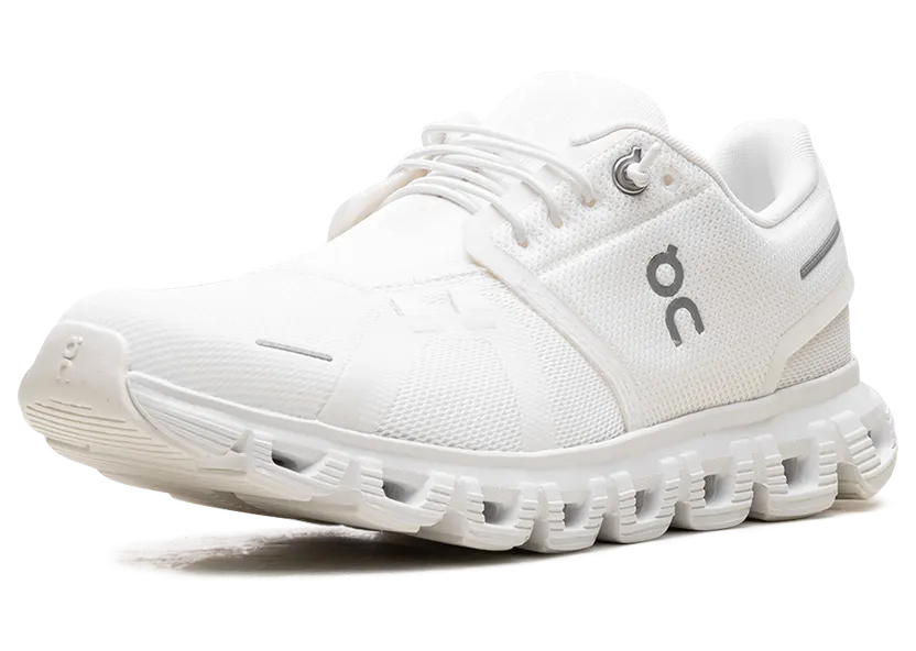 On Cloud 6 W “White”: van ochtendwandeling naar lunchafspraak (3)