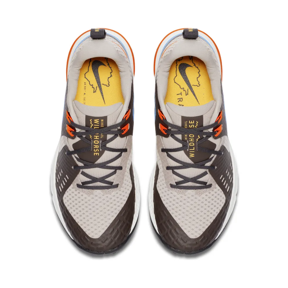 Nike Air Zoom Wildhorse 5 “Pumice / Oil Grey / Bright Crimson / University Gold” (AQ2223-200)