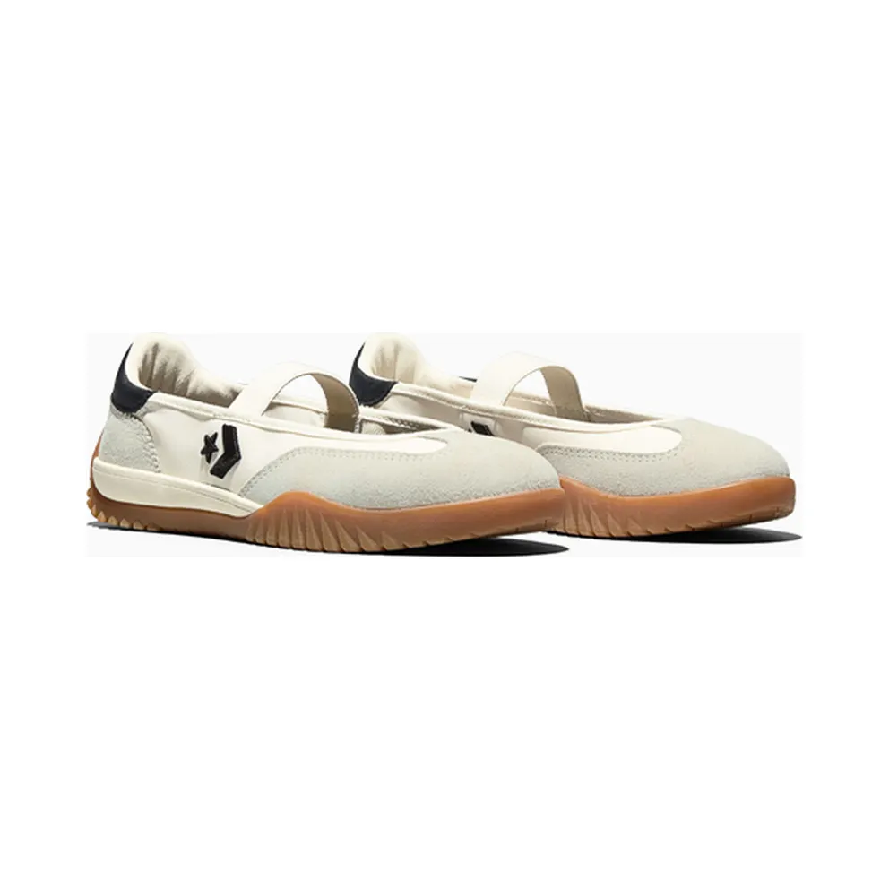 Converse Run Star Ballet Flat Egret / Black / Gum 6
