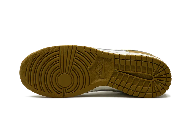 Nike Dunk Low “Bronzine” (FZ4042-716)