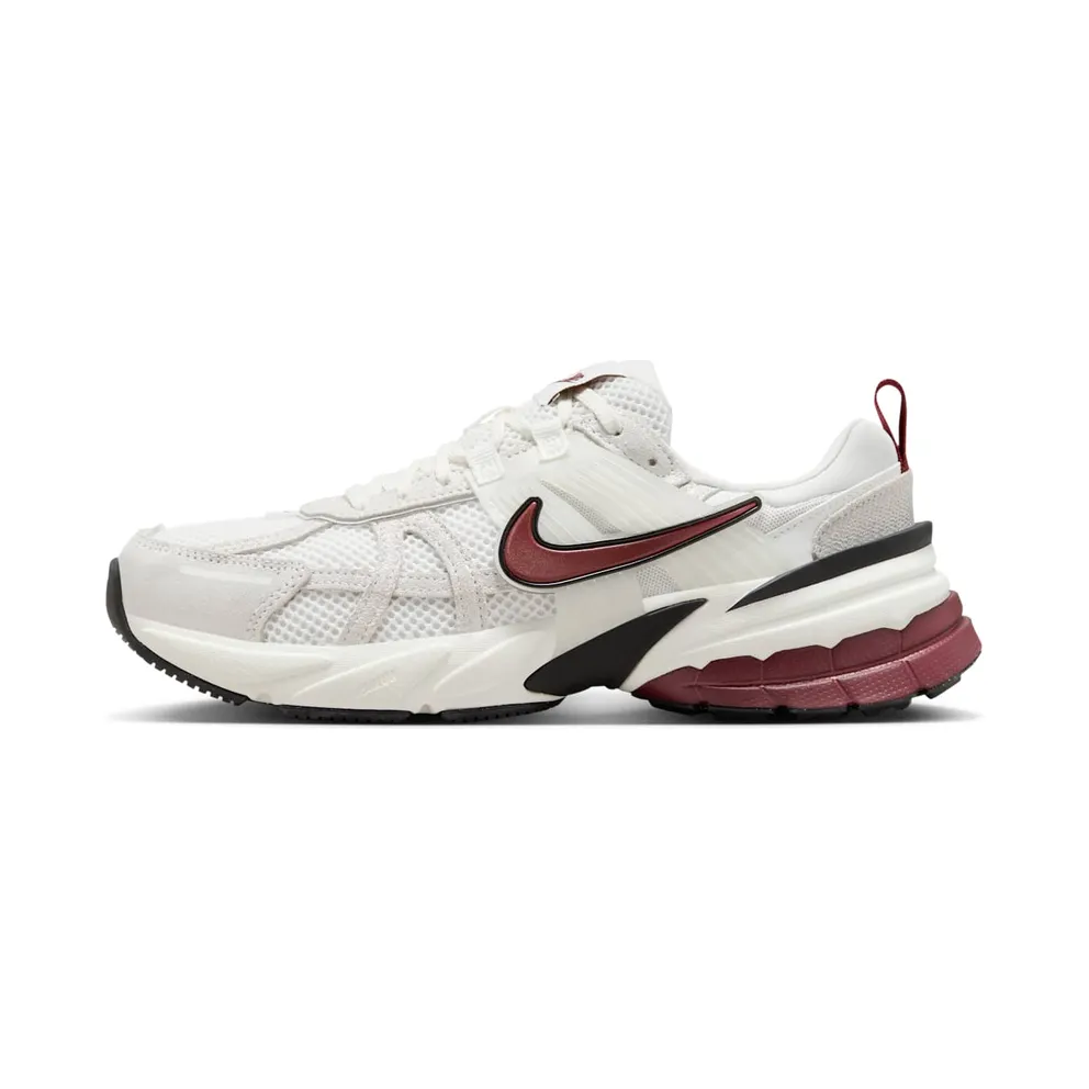 Nike V2K Run SE “White Team Red” (HQ3500-100)