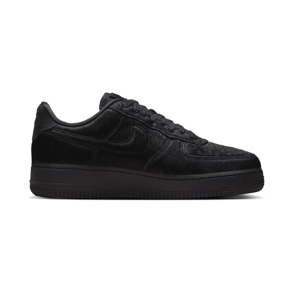 Nike AIR FORCE 1 ’07 “Triple Black Pony Hair” (II7398-001)