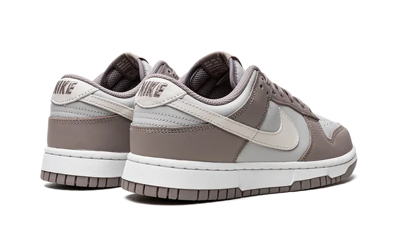 Nike DUNK LOW “Moon Fossil” (FD0792-001)