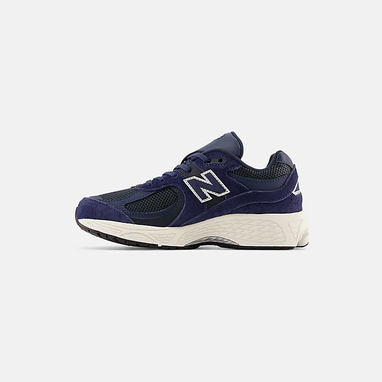 new-balance-2002r GC2002NV