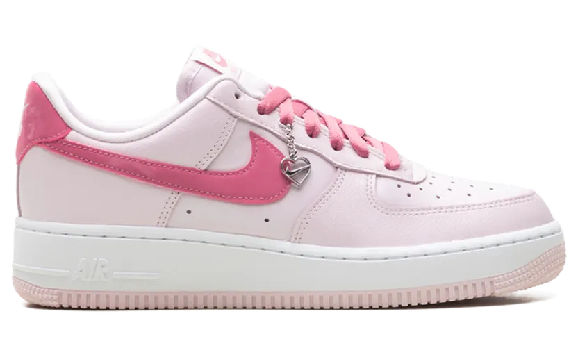 nike-air-force IO8755-600