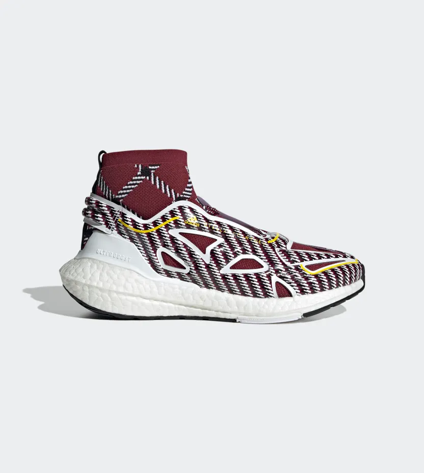 adidas adidas by Stella McCartney Ultraboost 22 Elevated Collegiate Burgundy / Cloud White / Yellow (GY4415)