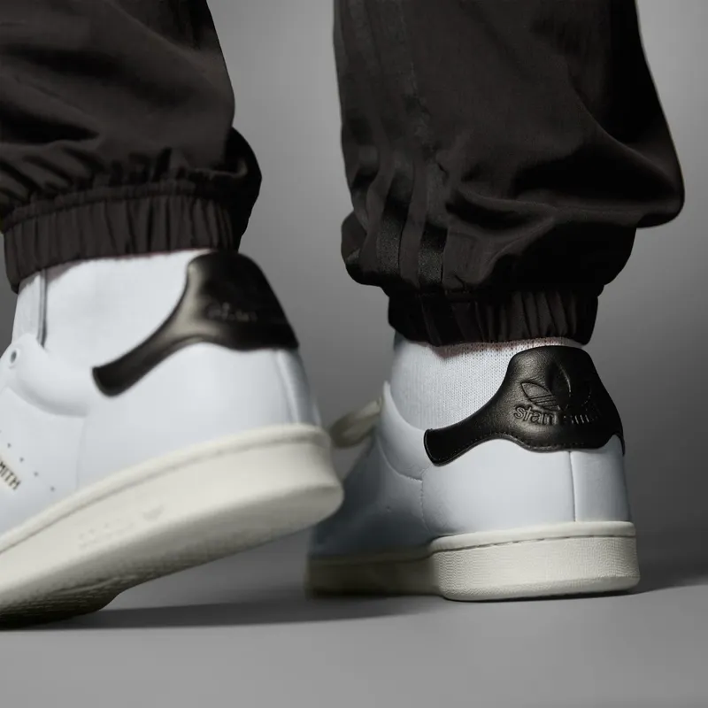 adidas Stan Smith Lux Crystal White / Off White / Core Black (HQ6785)