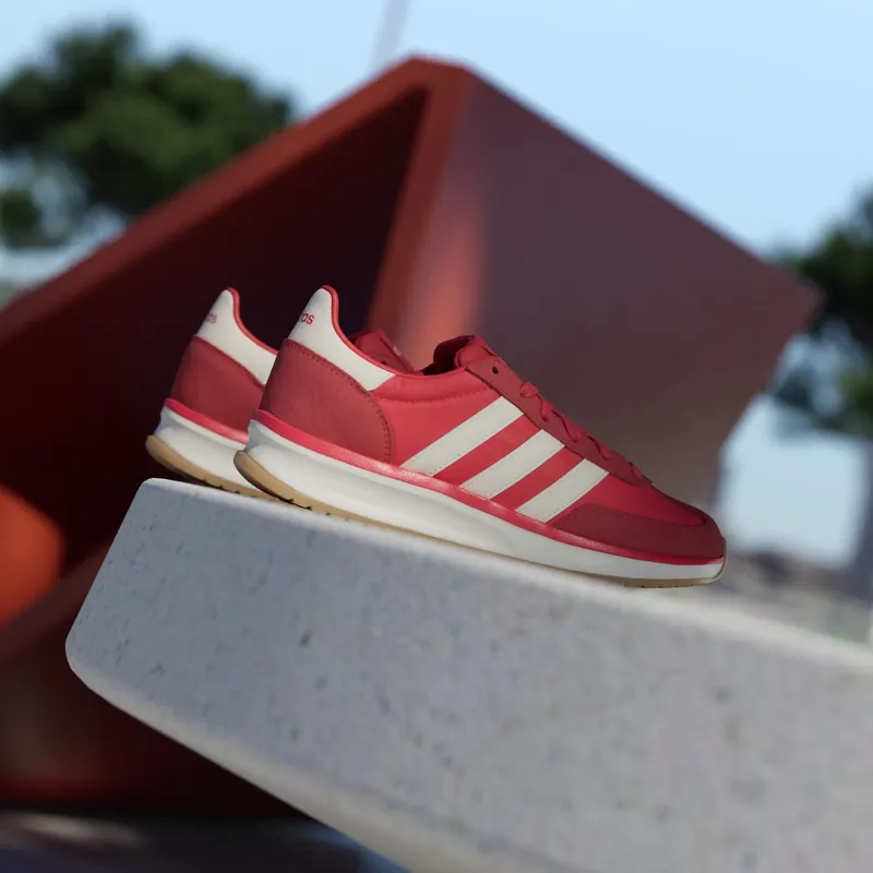 Adidas RUN 70s 2.0 Pure Ruby / Off White / Better Scarlet (JS5031)
