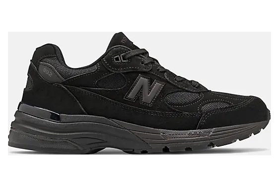New Balance 992 “Triple Black” (M992EA)