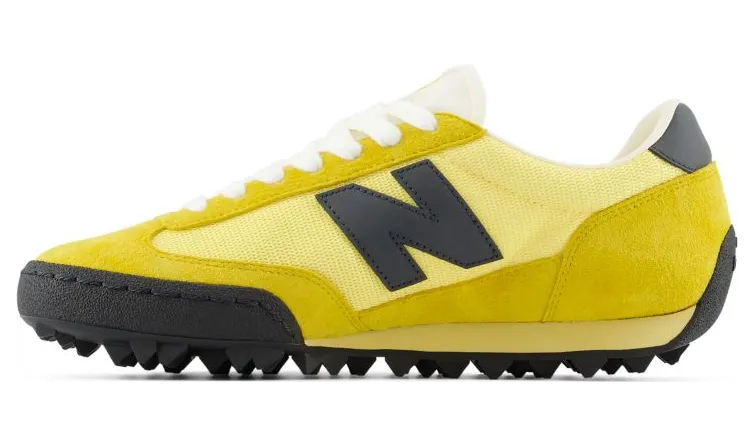 New Balance Gator Run “Apollo Gold Black”: goud zonder poespas (2)