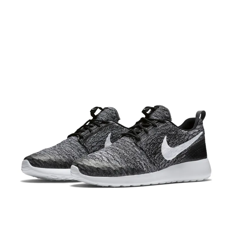 Nike Roshe One Flyknit Black White Cool Grey (W) Black/White/Cool Grey (704927-010)