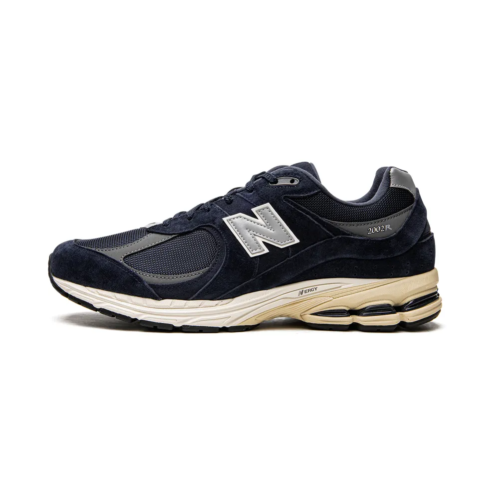 New Balance 2002R “Eclipse” (M2002RCA)