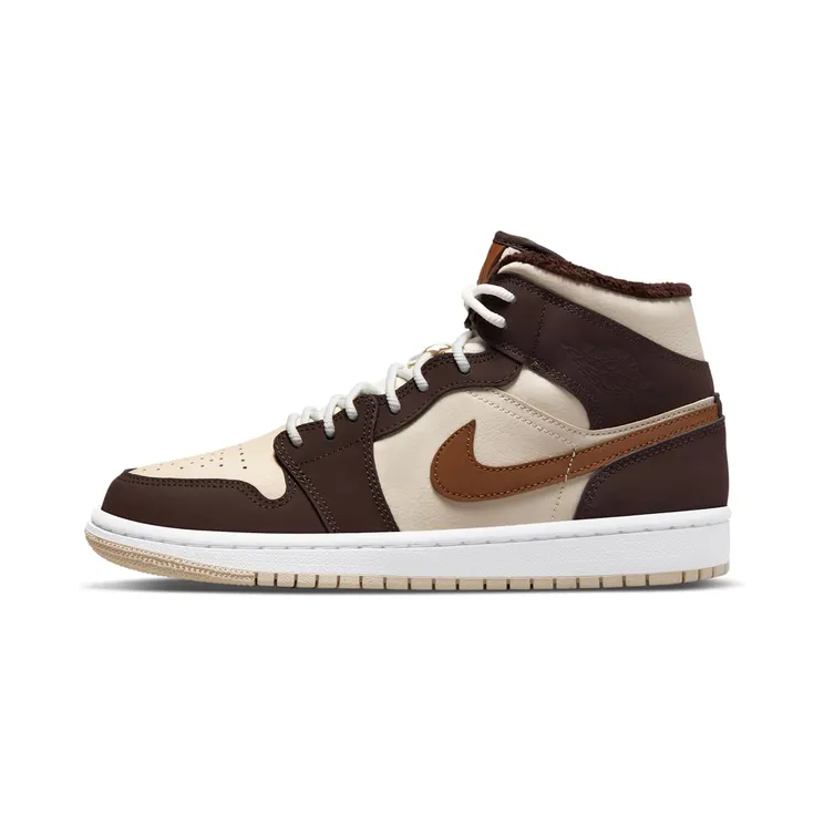 Jordan 1 Mid SE Brown Basalt Oatmeal (W) (DO6699-200)