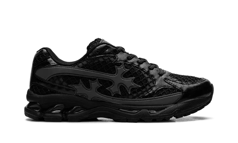 Bravest Studios Kross Kountry Runner “Black” (BS89)