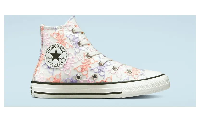converse-chuck-taylor-all-star A01616C
