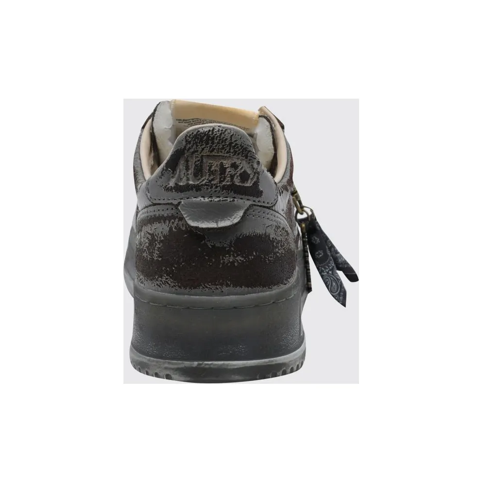 Autry Medalist Low Super Vintage Patent Leather with Worn Effect Grey (AVLMTW02)