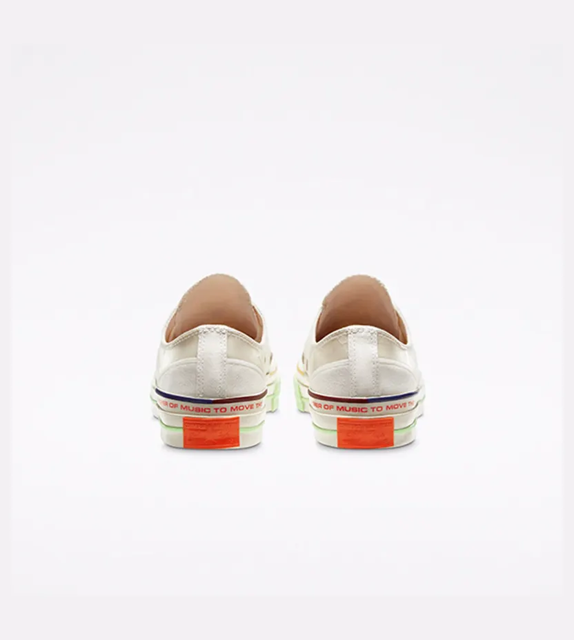 converse-chuck-taylor-all-star 165748C