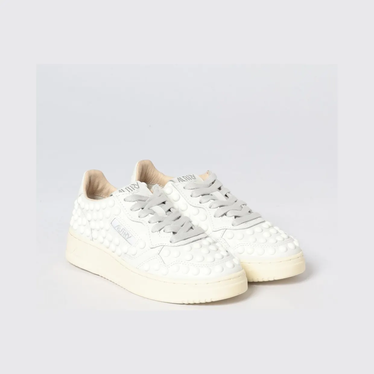 Autry Medalist Low Leather Sneakers with Studs White (AULWPH01)