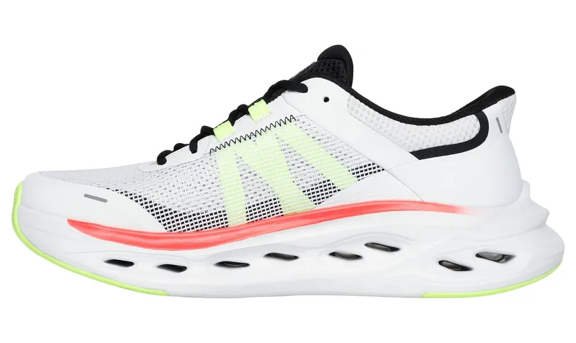 skechers-max-cushioning 220422_WMLT