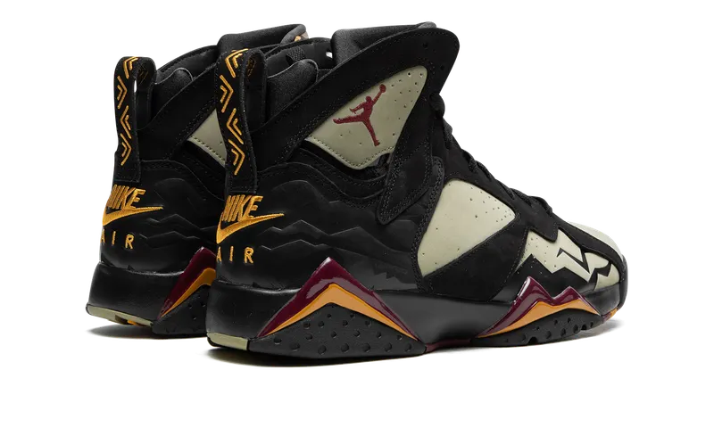 Air Jordan 7 SE “Black Olive” (DN9782-001)