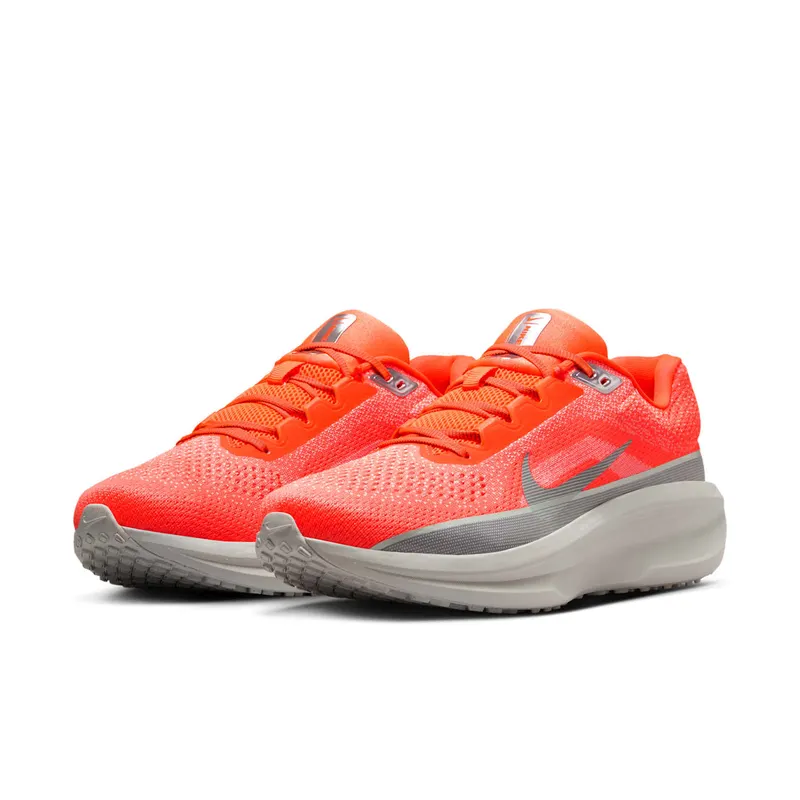 Nike Winflo 11 Premium Hyper Crimson Safety Orange Metallic Silver (HQ2940-800)