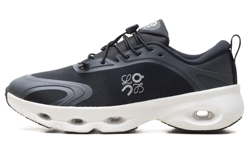 On Running Cloudsolo “LOEWE – Black White” (3WF30600299)