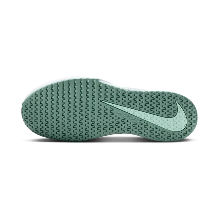 nikecourt FZ2156-106