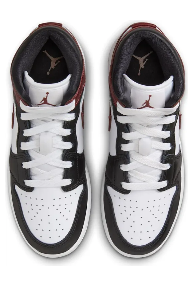 air-jordan-1 HF3193-102