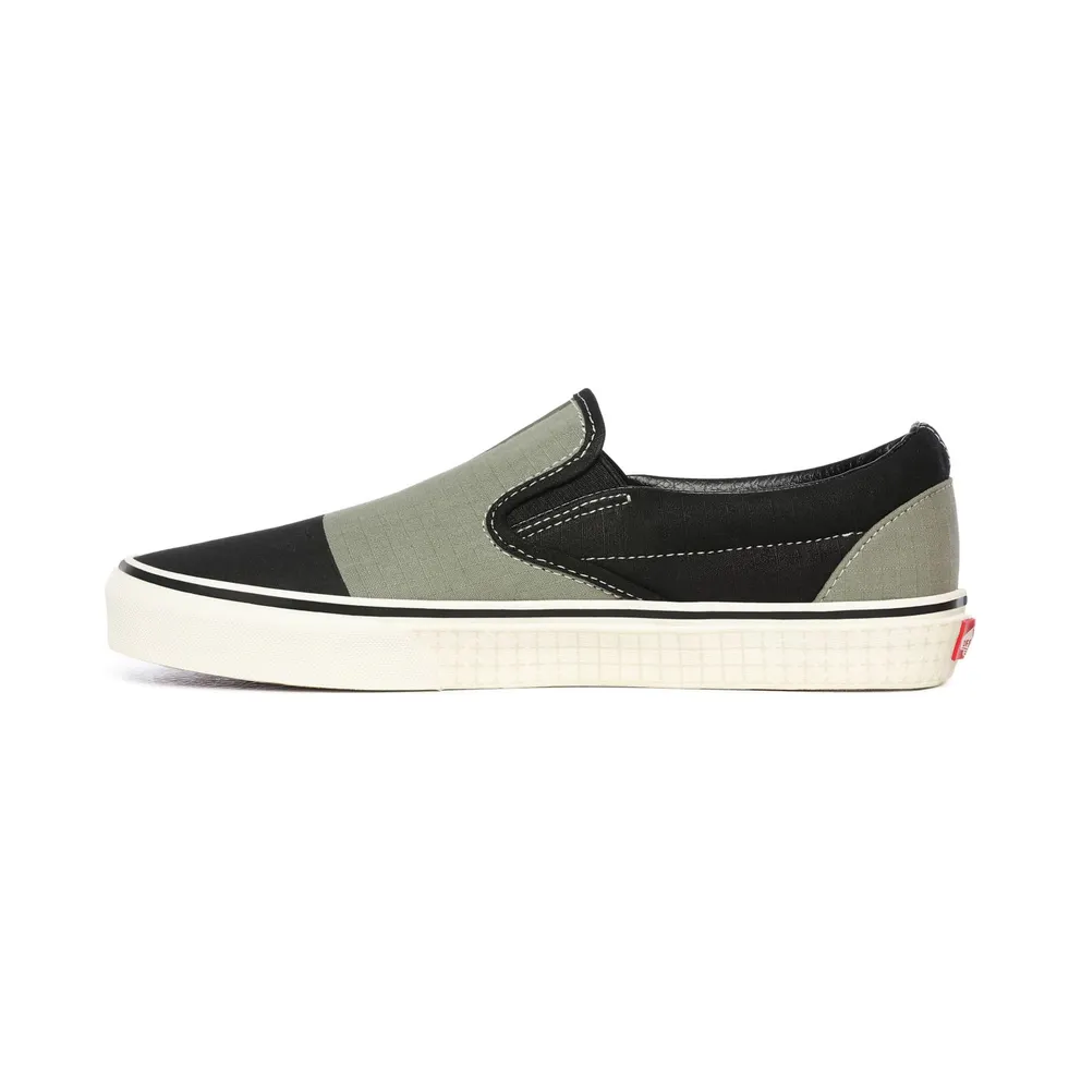 VANS 66 Supply Classic Slip-on Shoes (Green)