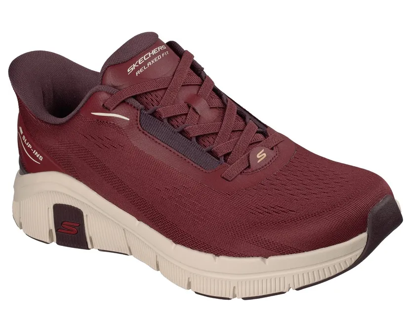 skechers-relaxed-fit 233218_BURG