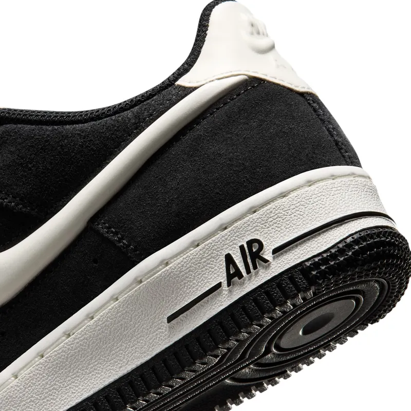 nike-air-force IV5765-001