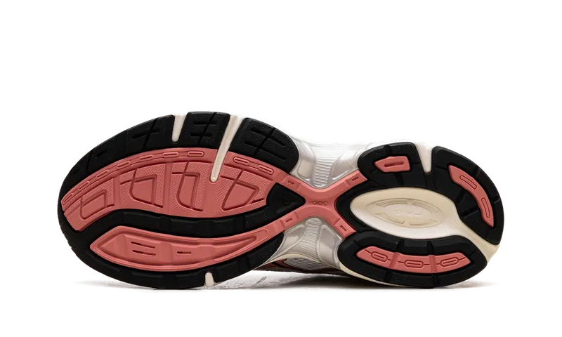 Asics Gel-1130 “White Desert Red” (1203A609-102)