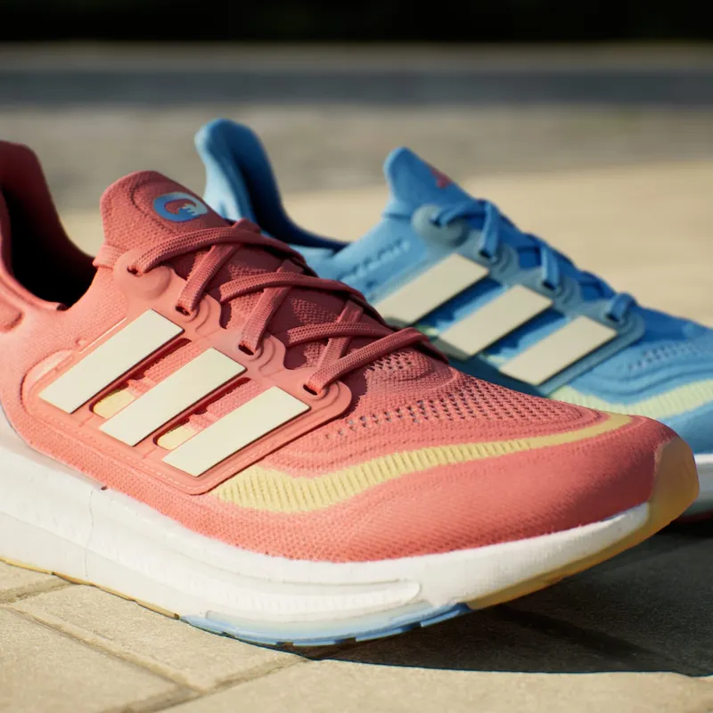 adidas Ultra Boost Light Blue Burst (IE8488)