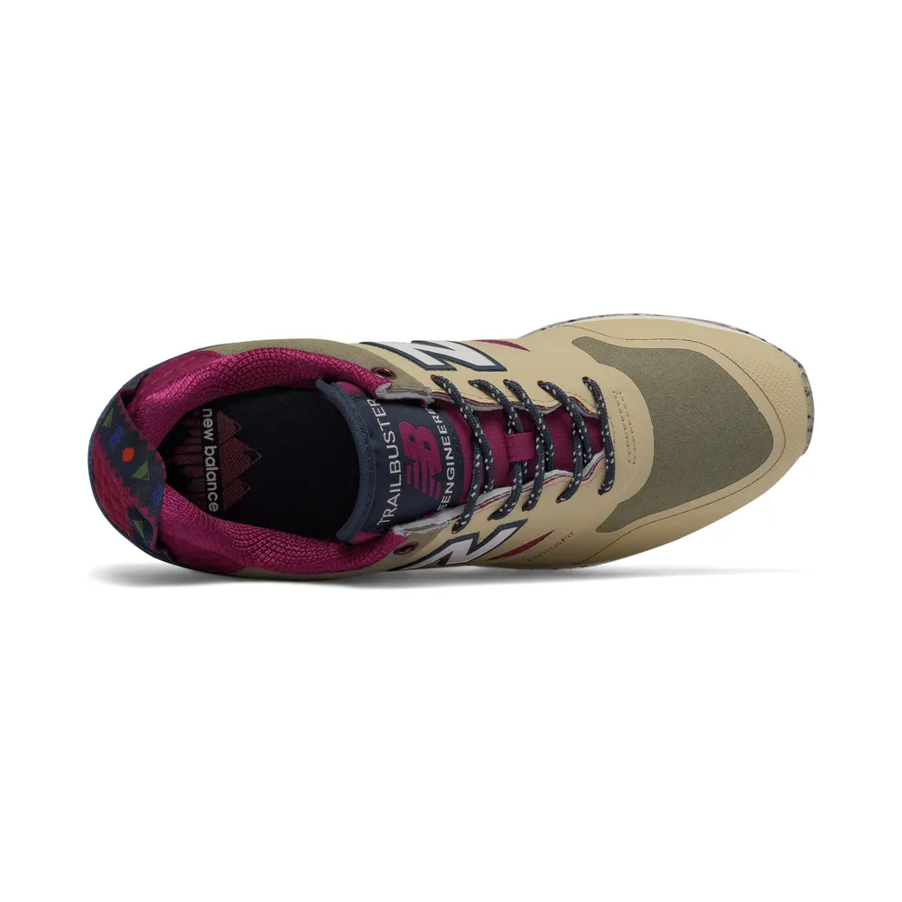New Balance Trailbuster Sand Sand/Navy (TBTFHTP)