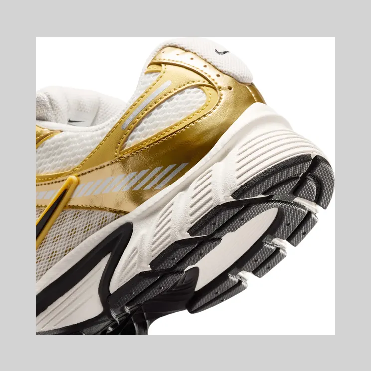 nike-v5-rnr HJ5228-107