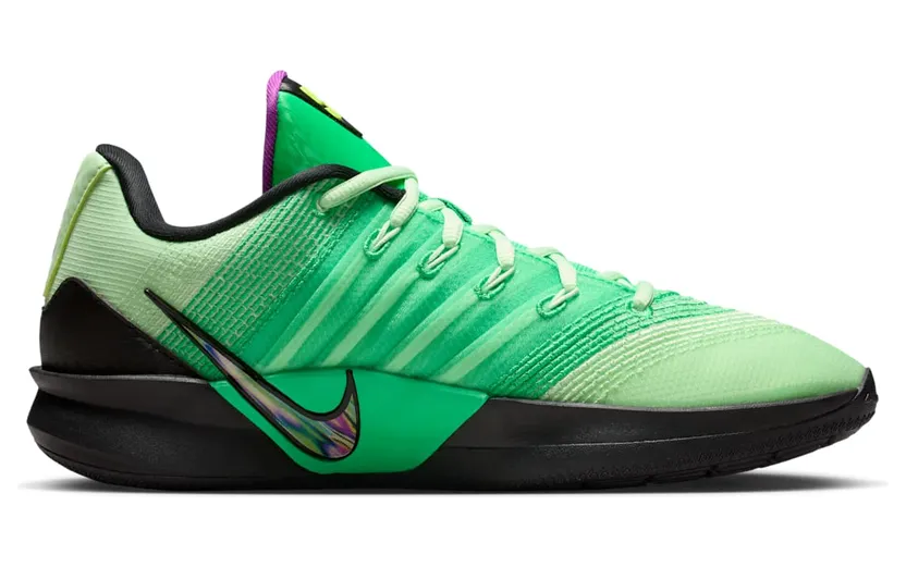 nike-sabrina-3 II3985-300