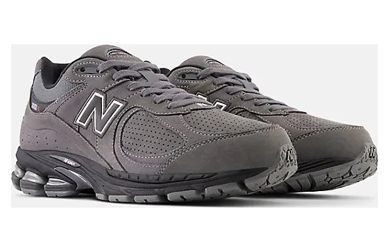 new-balance-2002r M2002REH