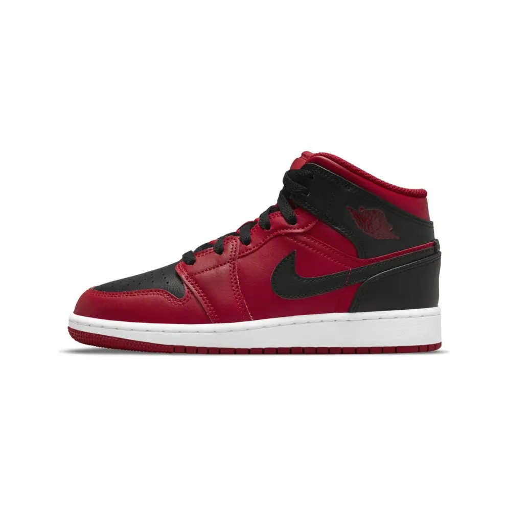 Air Jordan 1 Mid Reverse Bred (GS) – “Black / Gym Red / White” (554725-660)