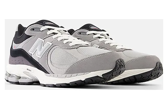 new-balance-2002r M2002RSG