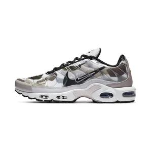 Nike Air Max Plus “Vast Grey / Summit White / Poison Green / Black” (CZ7553-002)