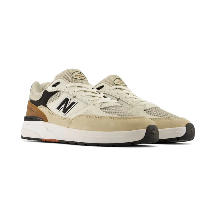 new-balance-numeric UN933ONE