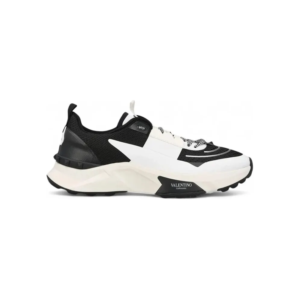 Valentino True Act Lace-Up Black (S0H96PTN0NI)