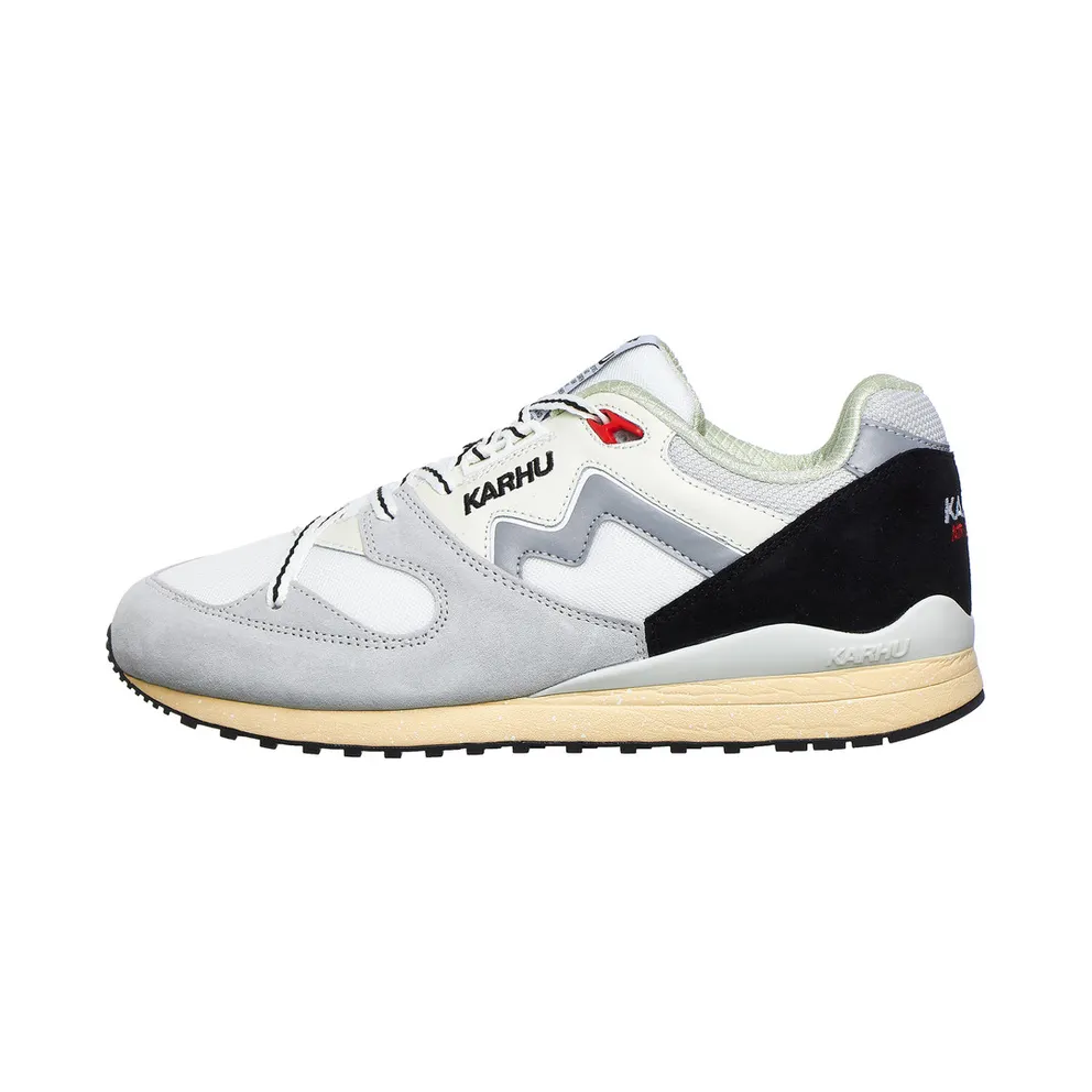 Karhu Synchron Classic Dawn Blue / Lily White (F802669)