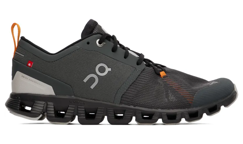 On Gray Cloud X 3 Shift Sneakers (66.98466)