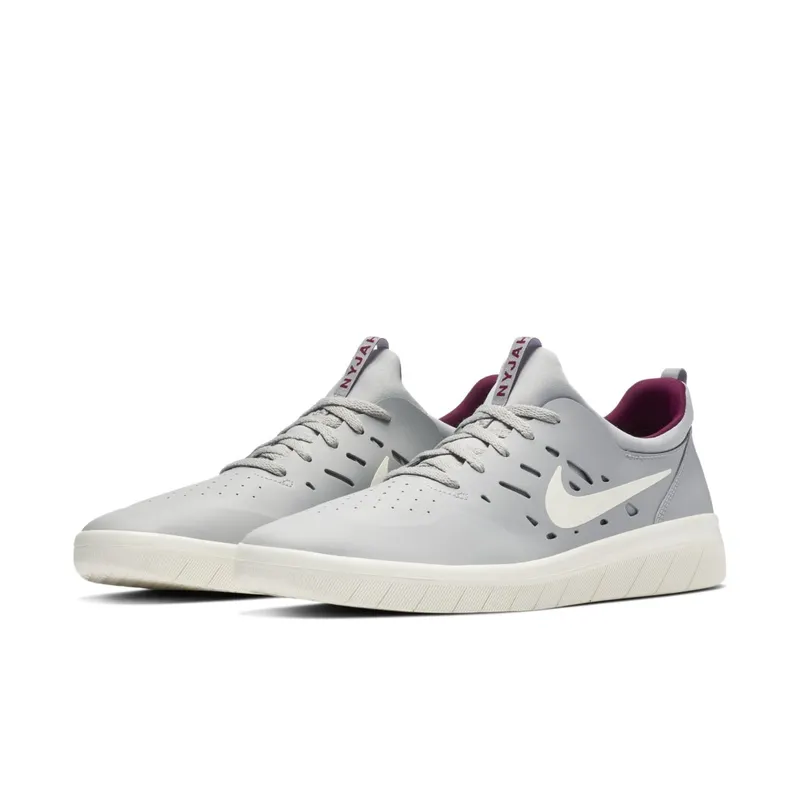 Nike  SB Nyjah Atmosphere Grey True Berry Atmosphere Grey/True Berry-Pale Ivory (AA4272-004)