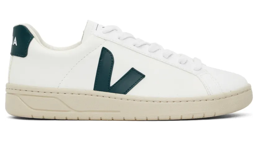 Veja White & Green Urca Vegan Sneakers (UC0702796)